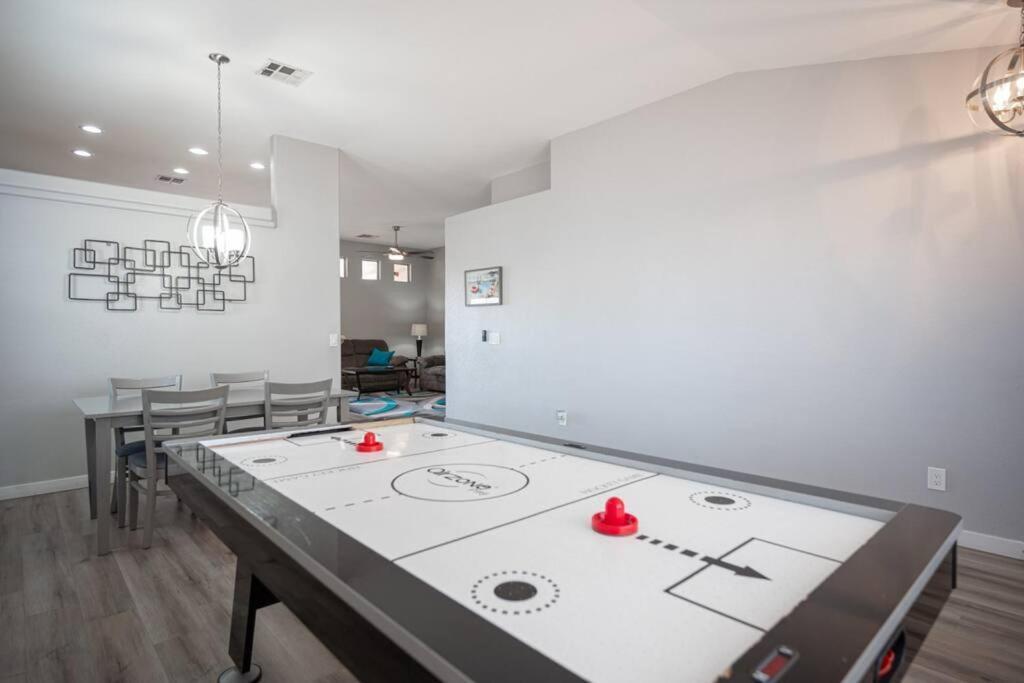 Gorgeous Las Vegas Home With Rv Parking Exterior foto